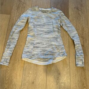 Lululemon White/Gray Long Sleeve Shirt Size 8